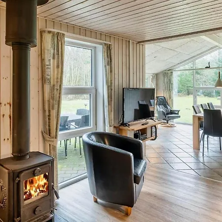 Ve129-vejers-strand-ornevej-1 Holiday home